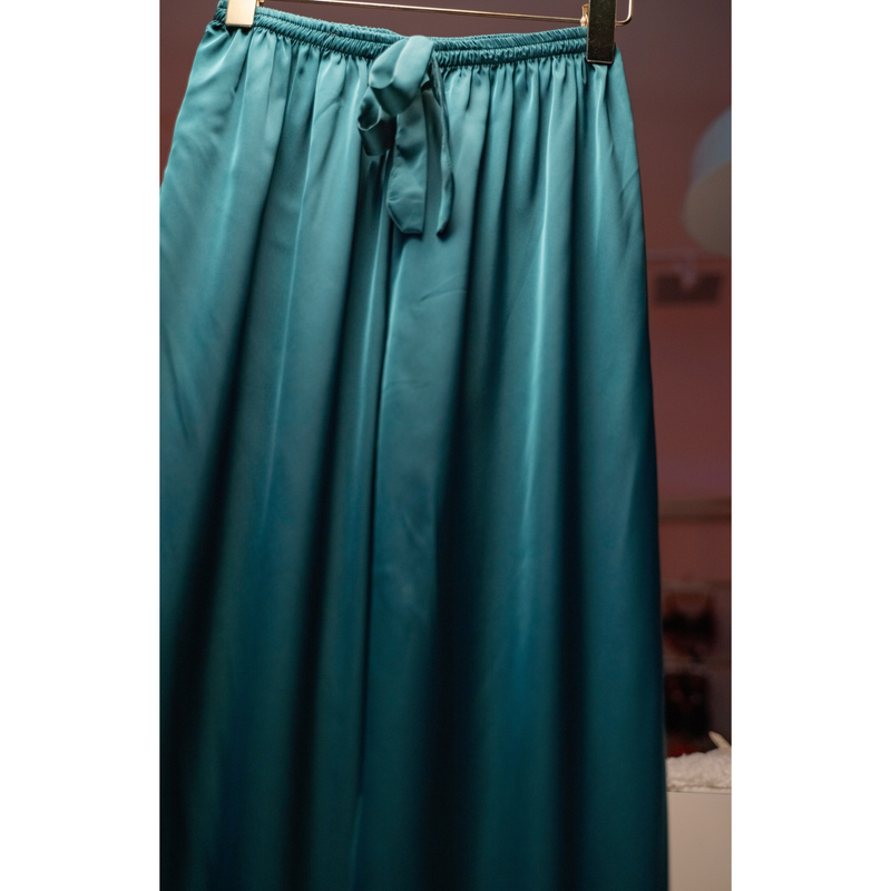 Elegant Pajama Pants Set with Color Matching Satin Tote Bag